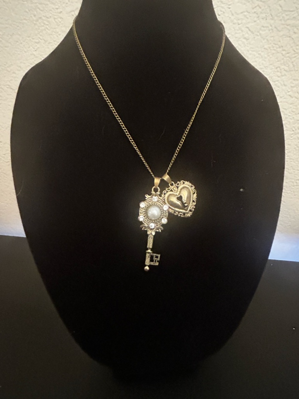 Gold-Tone Heart & Key Pendant Necklace - Gold